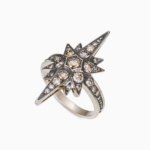 טבעת STARS גדולה בזהב אצילי ויהלומים בצבע קוניאק