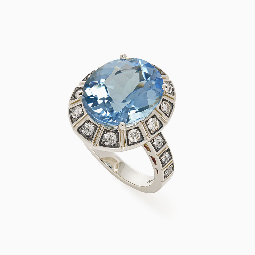 טבעת ARENA גדולה בזהב אצילי, טופז כחול ויהלומים