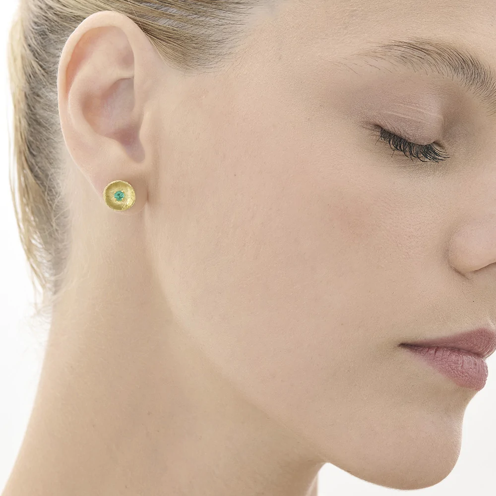 עגילי זהב צהוב ואמרלד METEOROS